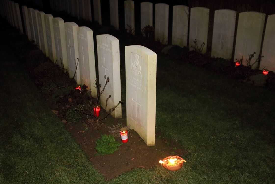 samedi 21 novembre 2020 : les feux de la mémoire au Flesquières Hill British Cemetery